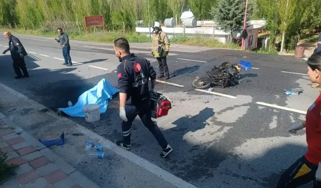 Beyazsu'da feci kaza, motosiklet sürücüsü yanarak can verdi